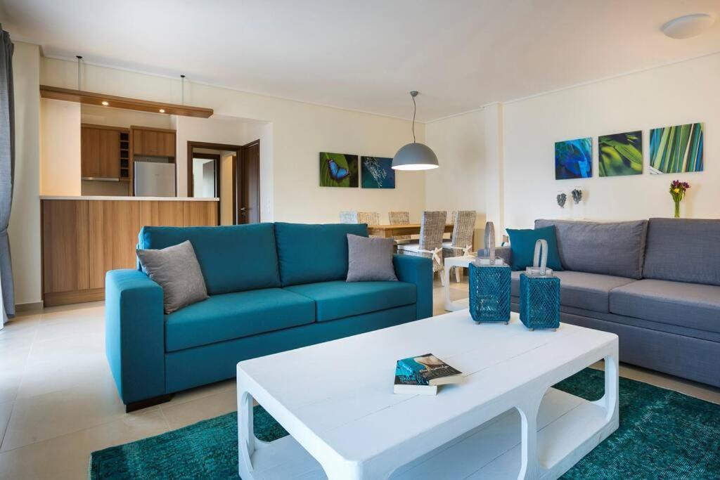 Eucalyptus Suite Sea View Karavomylos Exterior photo